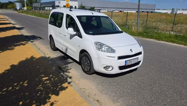 PEUGEOT Partner