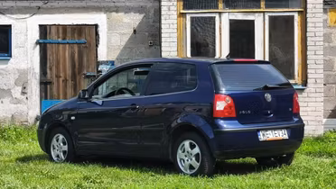 VOLKSWAGEN Polo