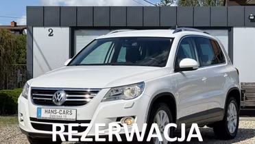 VOLKSWAGEN Tiguan