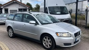 VOLVO V50