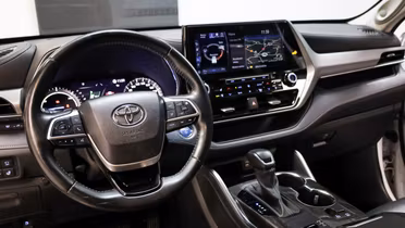 TOYOTA Highlander