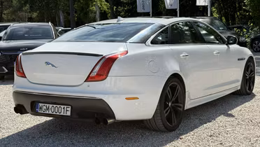 JAGUAR XJR