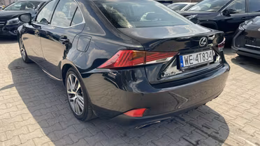 LEXUS IS