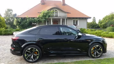 AUDI e-tron GT