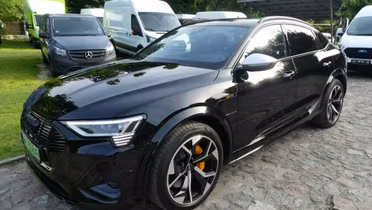 AUDI e-tron GT