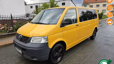 VOLKSWAGEN Caravelle