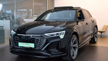 AUDI SQ8 e-tron