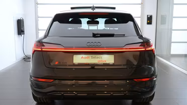 AUDI SQ8 e-tron