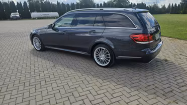 MERCEDES-BENZ E Klasa