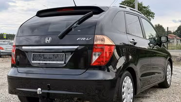 HONDA FR-V