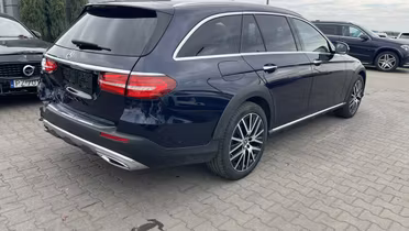 MERCEDES-BENZ E Klasa