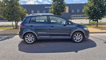 VOLKSWAGEN Golf Plus