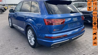 AUDI SQ7