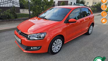 VOLKSWAGEN Polo