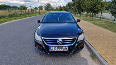 VOLKSWAGEN Passat CC