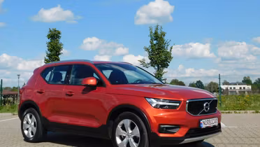 VOLVO XC40