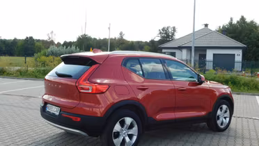 VOLVO XC40