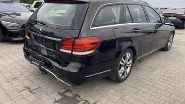 MERCEDES-BENZ E Klasa