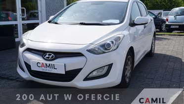 HYUNDAI i30