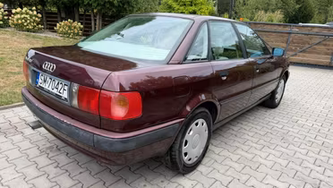 AUDI 80