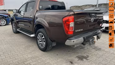 NISSAN Navara