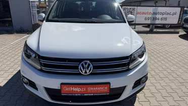 VOLKSWAGEN Tiguan