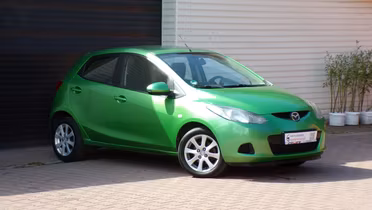 MAZDA 2