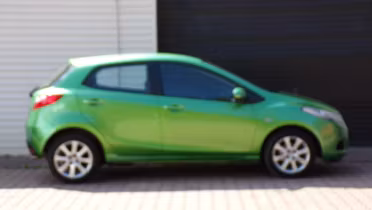 MAZDA 2