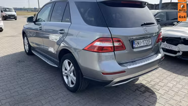 MERCEDES-BENZ ML