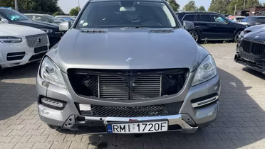 MERCEDES-BENZ ML