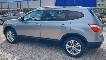 NISSAN Qashqai+2