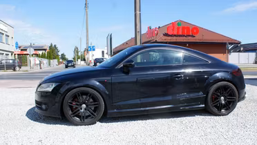 AUDI TT