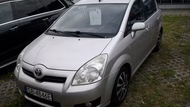 TOYOTA Corolla Verso