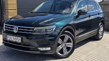 VOLKSWAGEN Tiguan