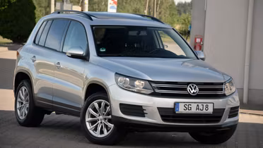 VOLKSWAGEN Tiguan