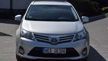 TOYOTA Avensis