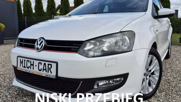VOLKSWAGEN Polo