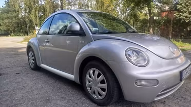 VOLKSWAGEN New Beetle