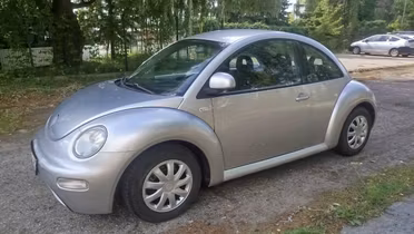 VOLKSWAGEN New Beetle