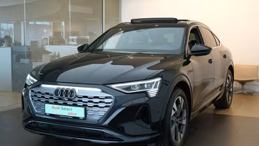 AUDI Q8 Sportback e-tron
