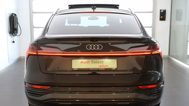 AUDI Q8 Sportback e-tron
