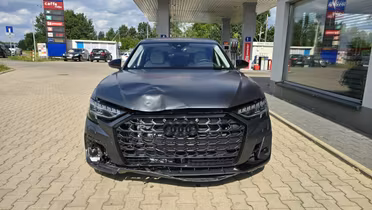 AUDI S8