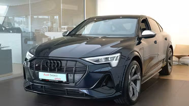 AUDI Q8 Sportback e-tron