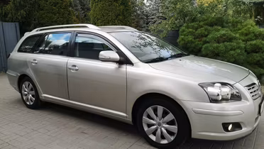 TOYOTA Avensis