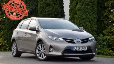 TOYOTA Auris
