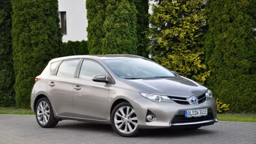 TOYOTA Auris