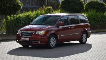 CHRYSLER Town & Country
