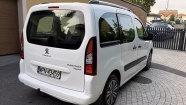 PEUGEOT Partner