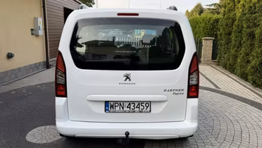 PEUGEOT Partner