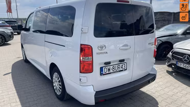 TOYOTA Proace Verso